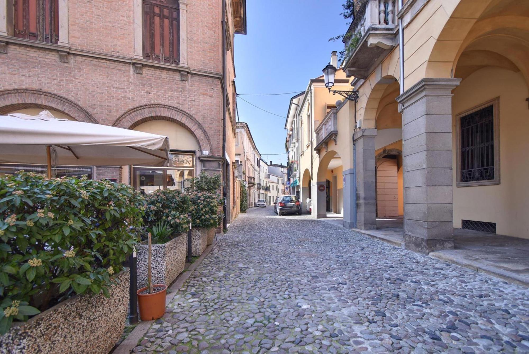 Welc-Om Padova Al Santo Apartment Exterior photo